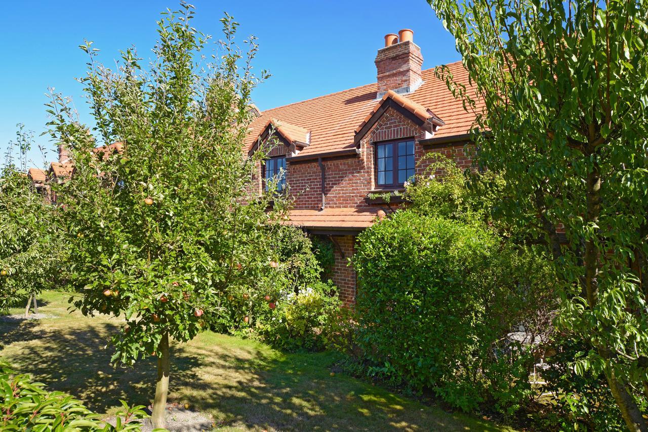 Compass Cottage - Monaco Resort Нельсон Екстер'єр фото